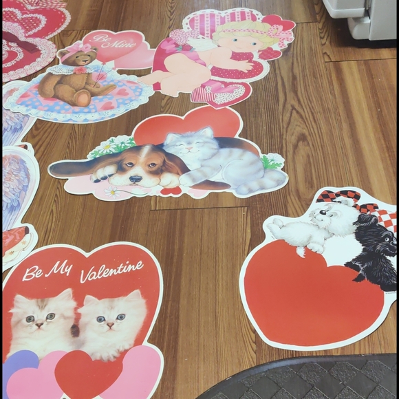 Vintage Valentine's Day window cutouts 70s -80 - Picture 7 of 11